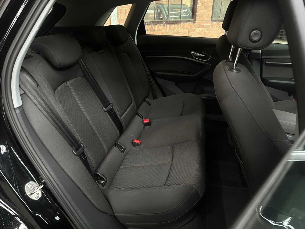 Audi e-tron 55 Quattro Edition 95kWh 408PS 2020, J-305-XB