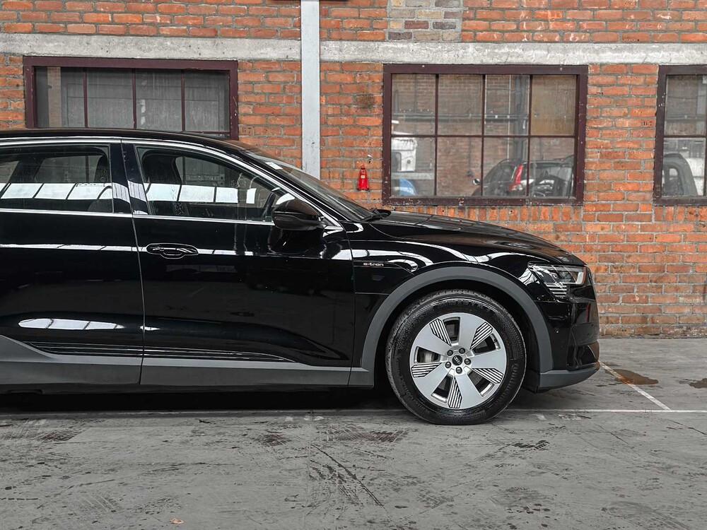 Audi e-tron 55 Quattro Edition 95kWh 408PS 2020, J-305-XB