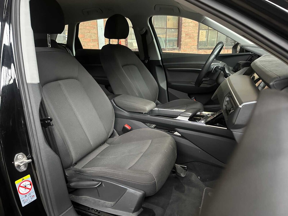 Audi e-tron 55 Quattro Edition 95kWh 408PS 2020, J-305-XB