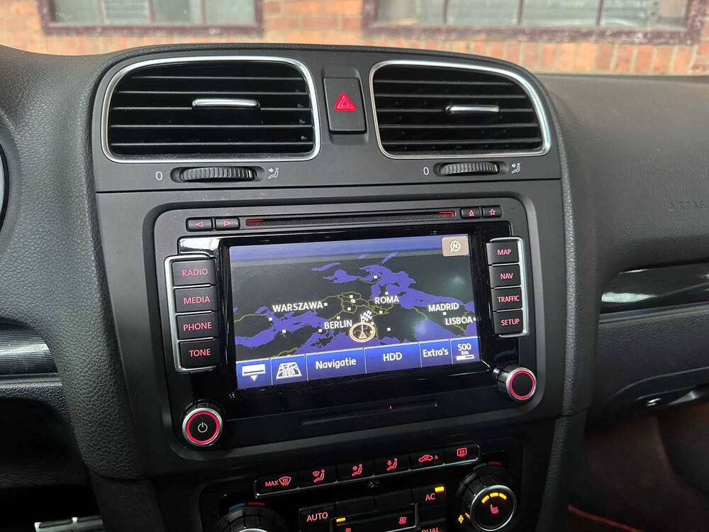 Volkswagen Golf GTI 2.0 211PS 2011, 13-PFJ-7