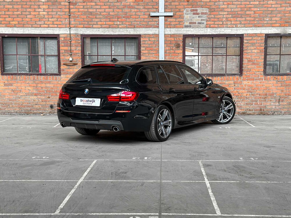 BMW 535d Touring High Executive 5er 299PS 2010, J-061-BD