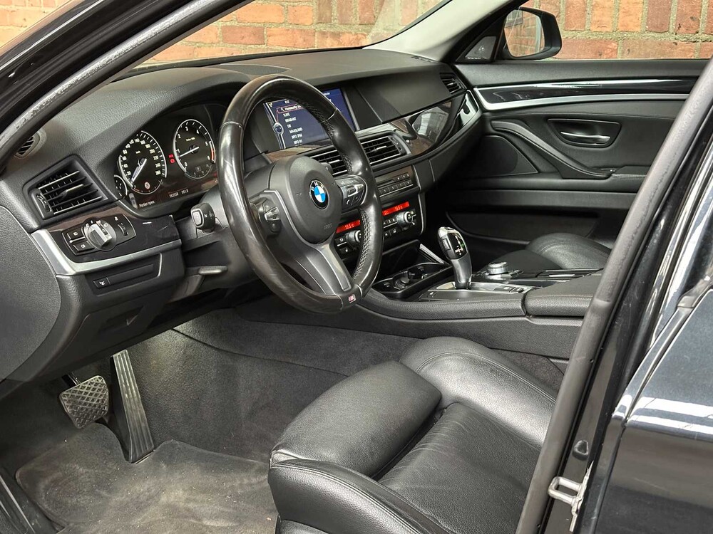 BMW 535d Touring High Executive 5er 299PS 2010, J-061-BD