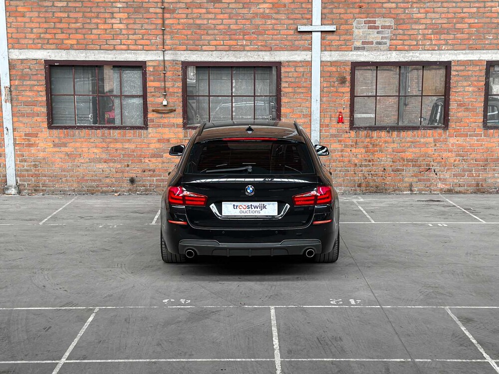 BMW 535d Touring High Executive 5er 299PS 2010, J-061-BD