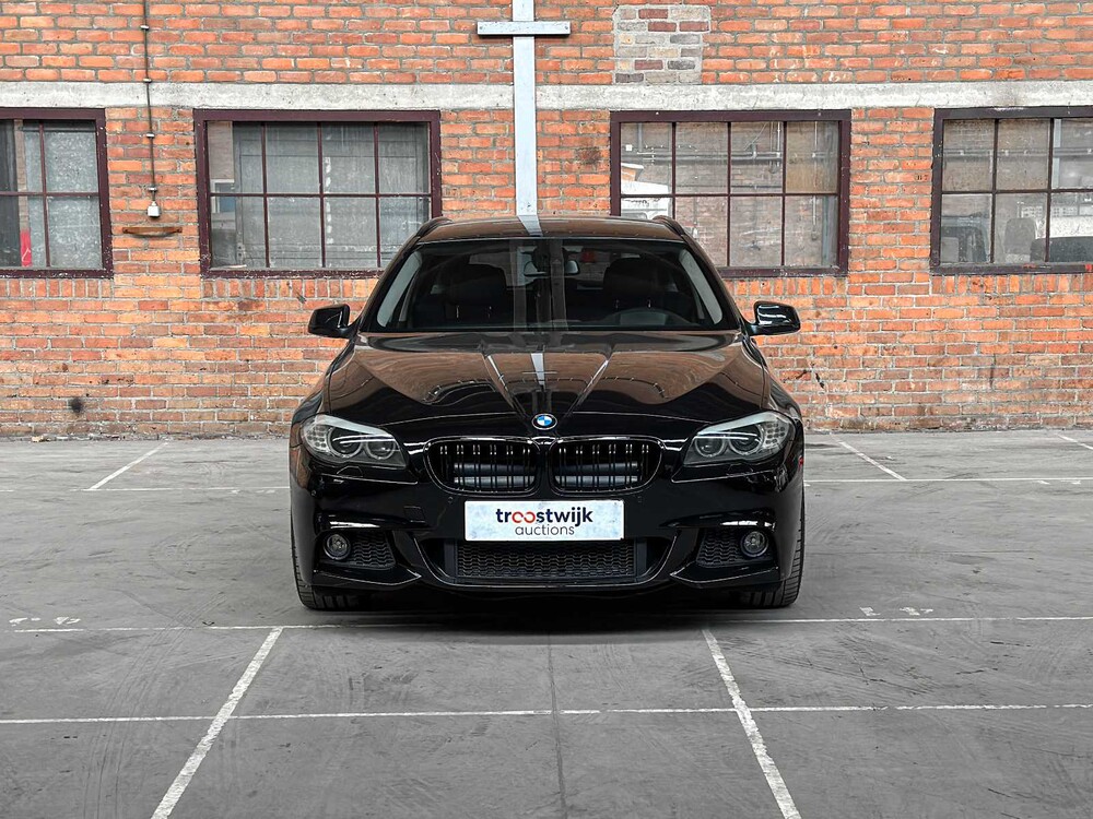 BMW 535d Touring High Executive 5er 299PS 2010, J-061-BD