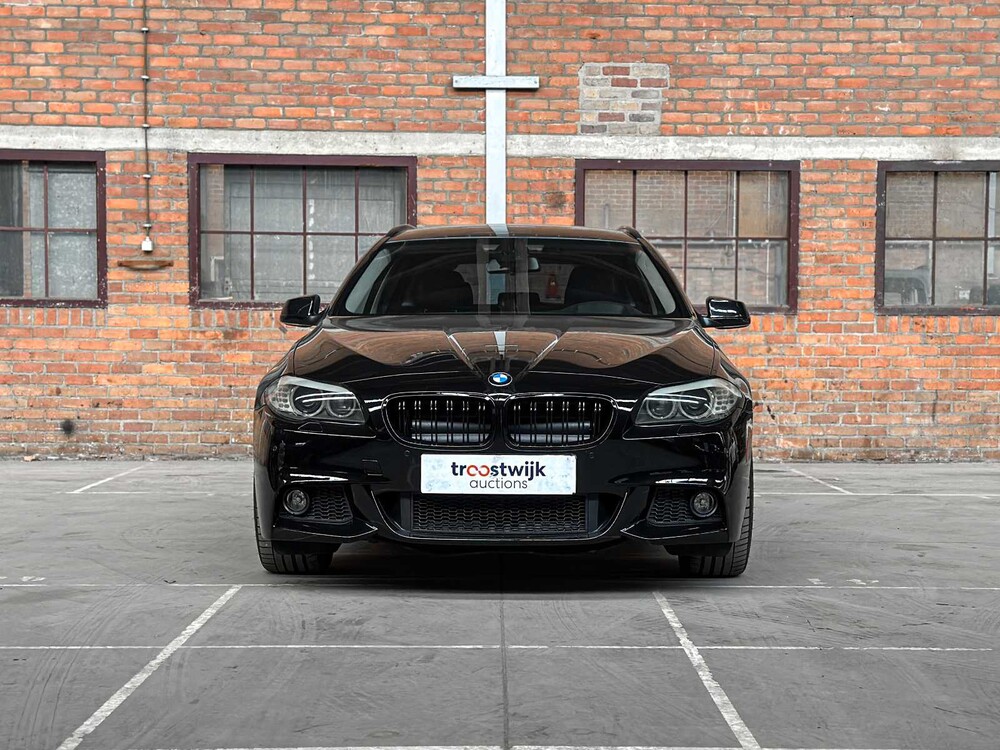 BMW 535d Touring High Executive 5er 299PS 2010, J-061-BD