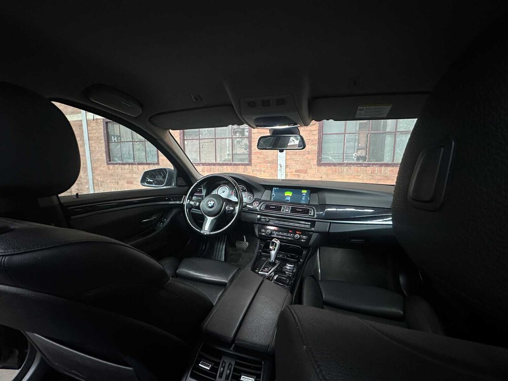 BMW 535d Touring High Executive 5er 299PS 2010, J-061-BD