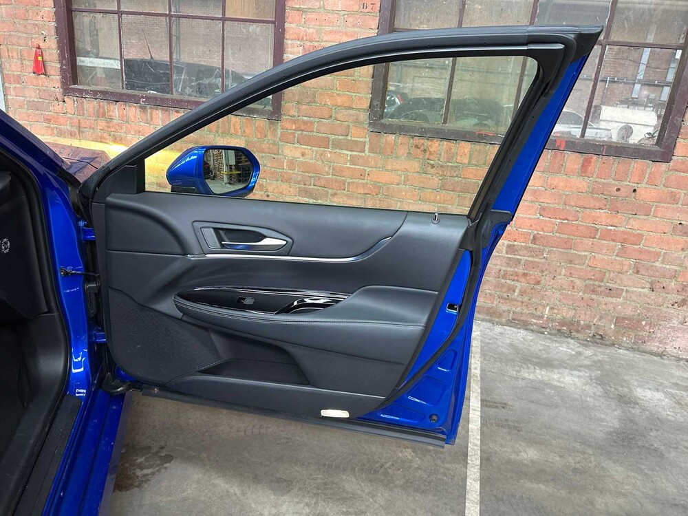 Toyota Mirai Launch Edition 182PS 2021 (Original-NL), K-252-VD