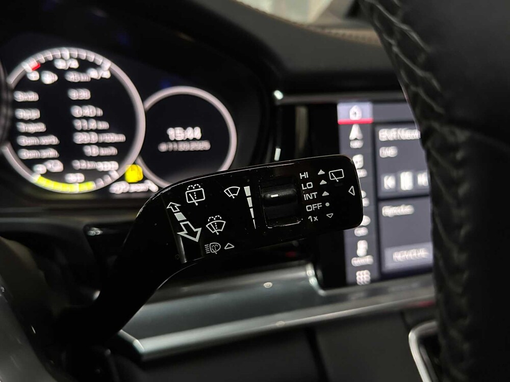 Porsche Panamera Sport Turismo 4 E-Hybrid 2.9 V6 10-Jahre Edition 462PS 2019, H-662-RX