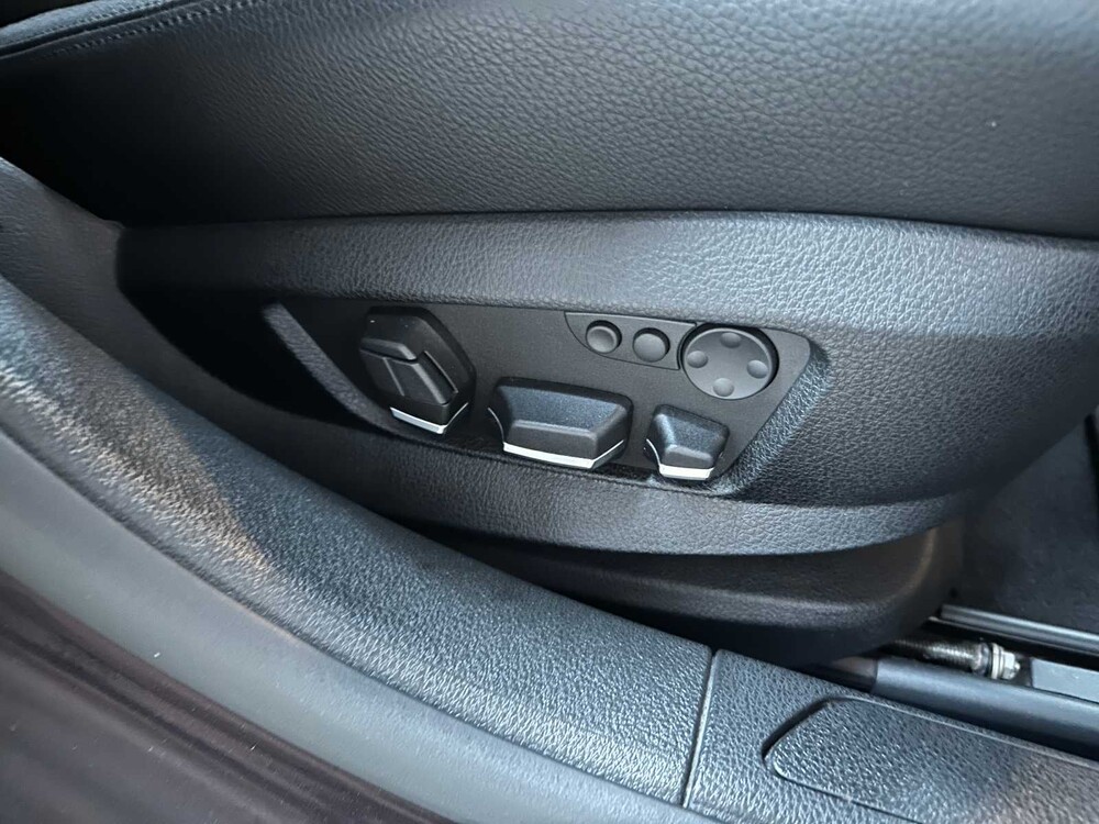 BMW ActiveHybrid7 F04 4.4 V8 465PS 2011