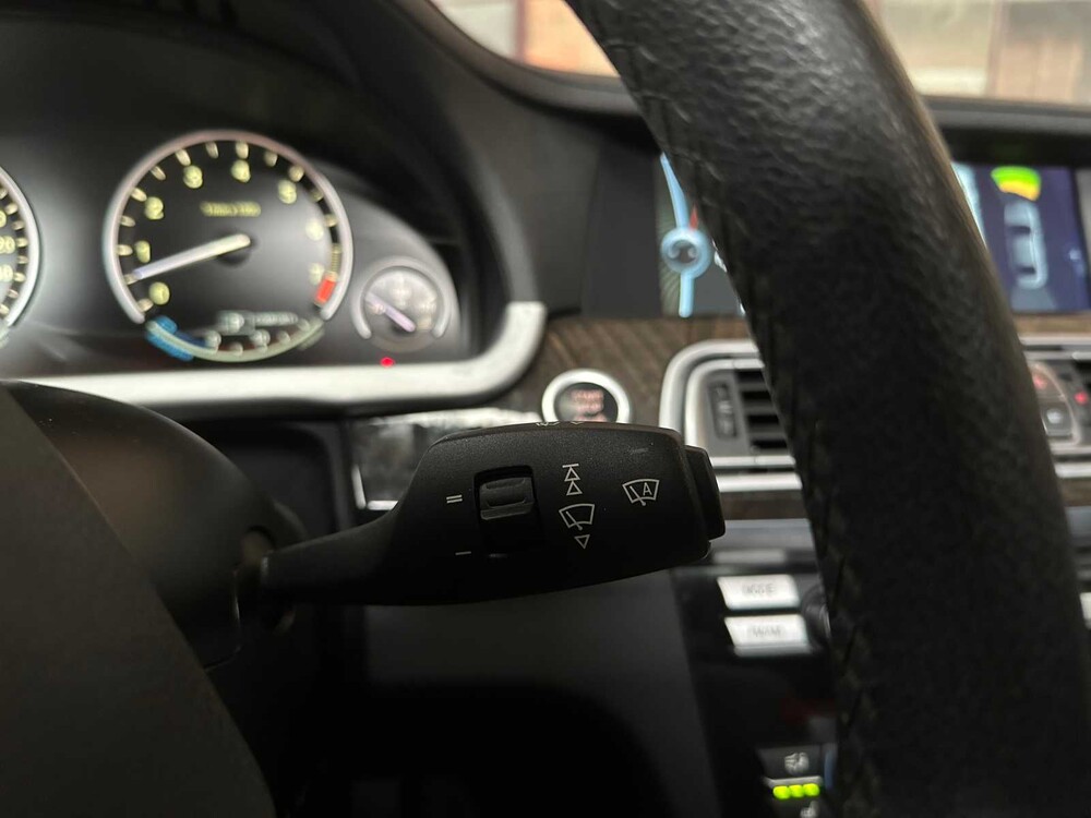 BMW ActiveHybrid7 F04 4.4 V8 465PS 2011