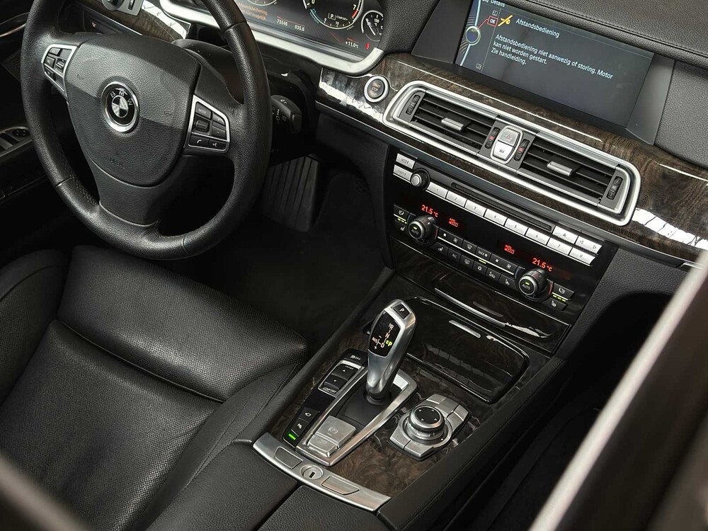 BMW ActiveHybrid7 F04 4.4 V8 465PS 2011