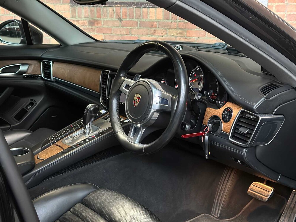 Porsche Panamera 4S 4.8 V8 400PS 2010