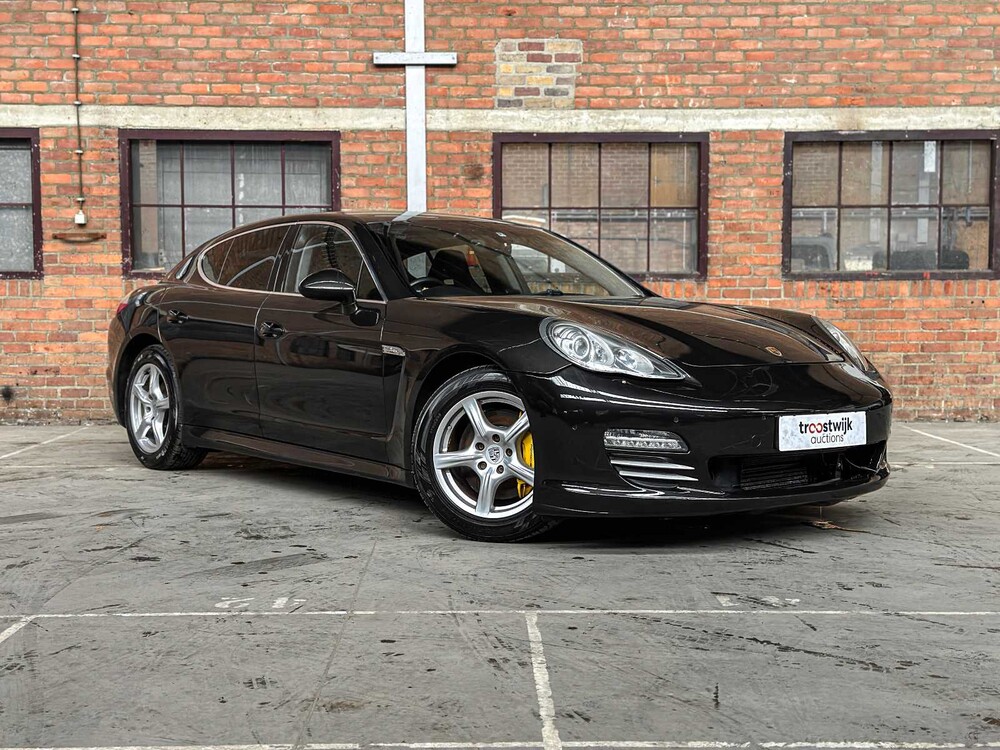 Porsche Panamera 4S 4.8 V8 400PS 2010
