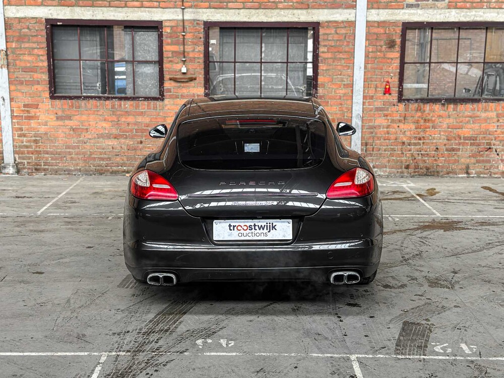 Porsche Panamera 4S 4.8 V8 400PS 2010