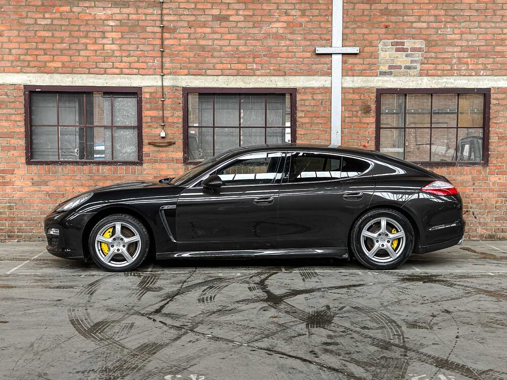 Porsche Panamera 4S 4.8 V8 400PS 2010