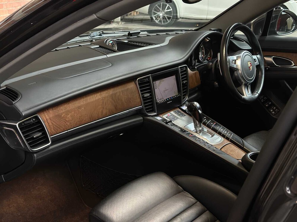 Porsche Panamera 4S 4.8 V8 400PS 2010
