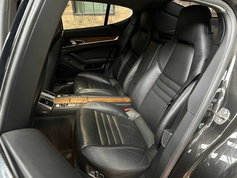 Porsche Panamera 4S 4.8 V8 400PS 2010