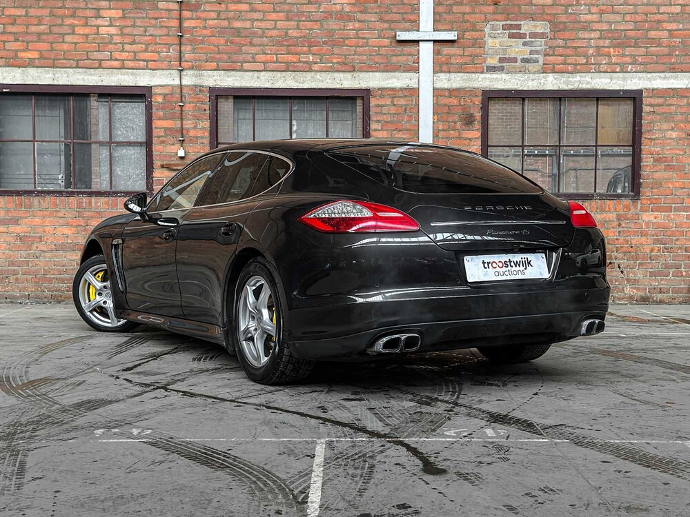 Porsche Panamera 4S 4.8 V8 400PS 2010