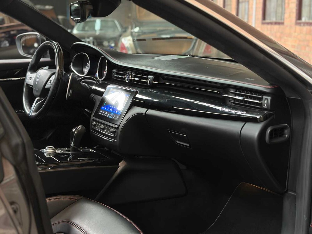 Maserati Quattroporte S V6 404PS 2017