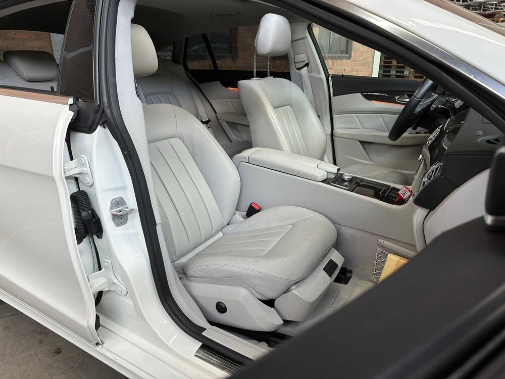 Mercedes-Benz CLS500 AMG 4Matic Shooting Brake 4.7 V8 408PS 2013 CL-Klasse 