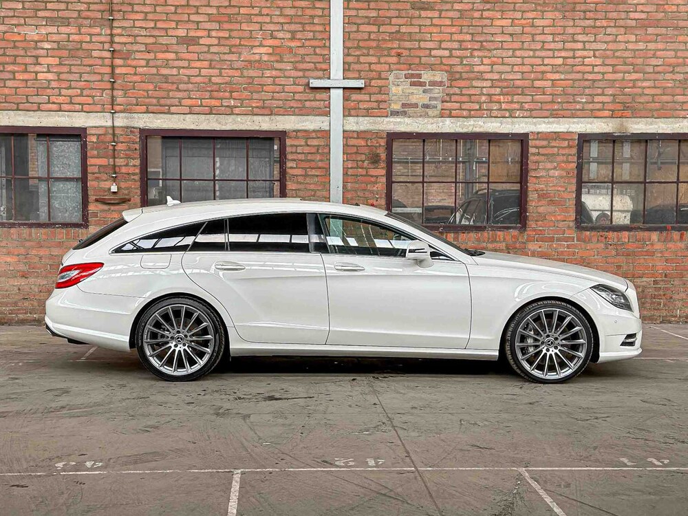 Mercedes-Benz CLS500 AMG 4Matic Shooting Brake 4.7 V8 408PS 2013 CL-Klasse 