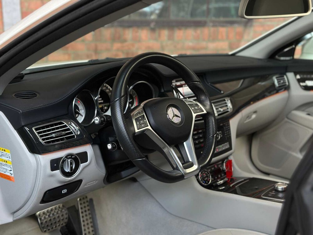 Mercedes-Benz CLS500 AMG 4Matic Shooting Brake 4.7 V8 408PS 2013 CL-Klasse 