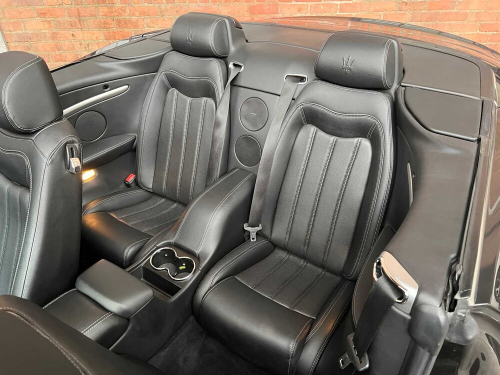 Maserati GranCabrio 4.7 V8 439PS 2011, 2-KBX-77