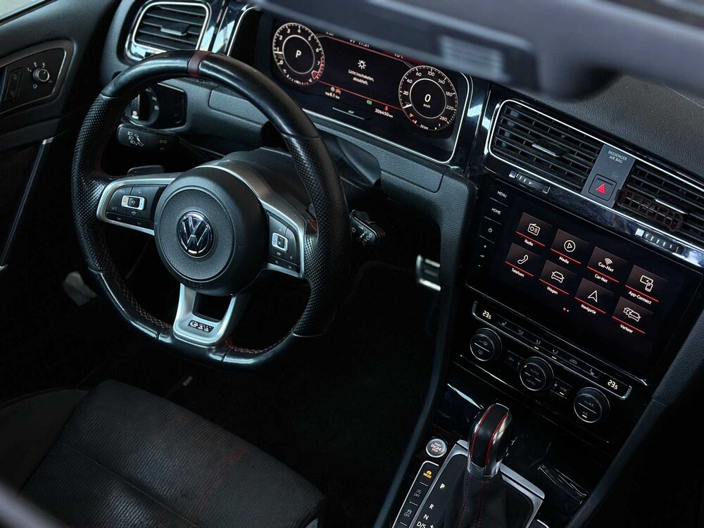 Volkswagen Golf GTI TCR 7.5 2.0 TSI 290PS 2019, P-824-PT