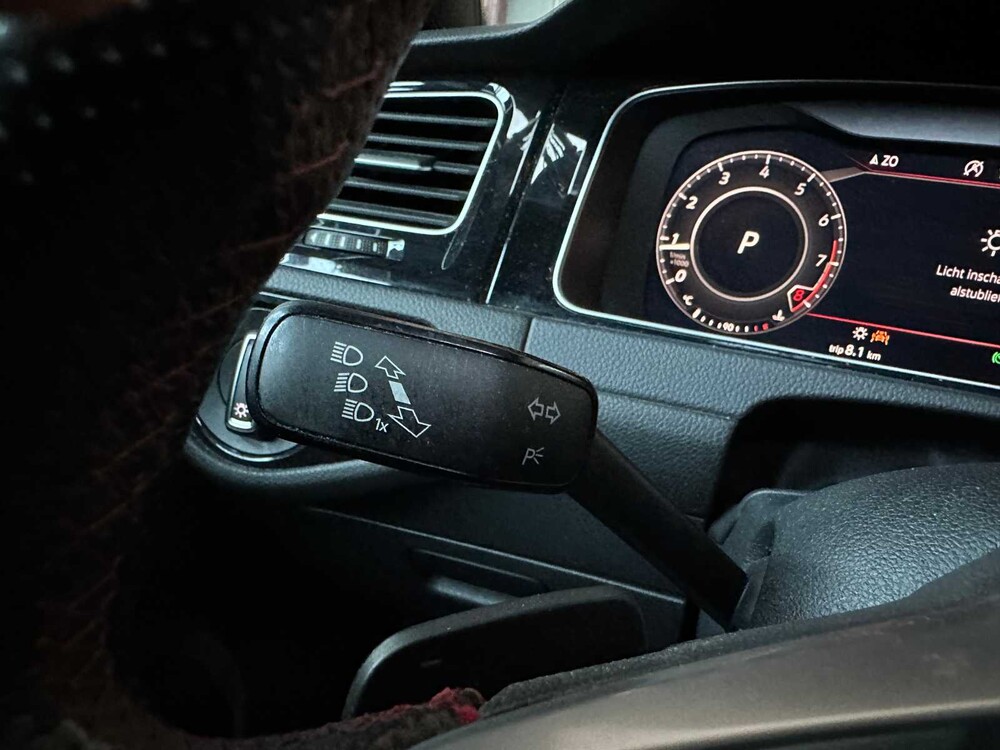 Volkswagen Golf GTI TCR 7.5 2.0 TSI 290PS 2019, P-824-PT