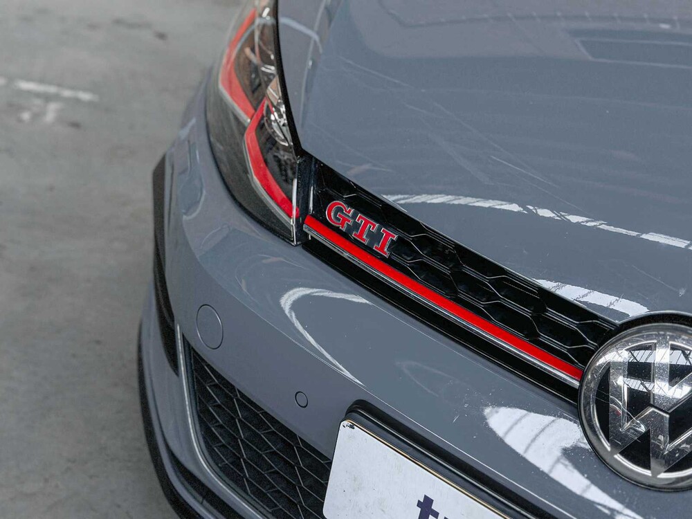 Volkswagen Golf GTI TCR 7.5 2.0 TSI 290PS 2019, P-824-PT