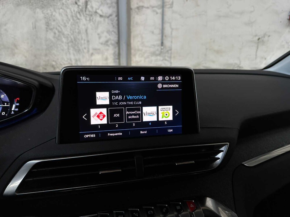 Peugeot 3008 1.2 PureT. BL Prem 131hp 2020, H-391-JS