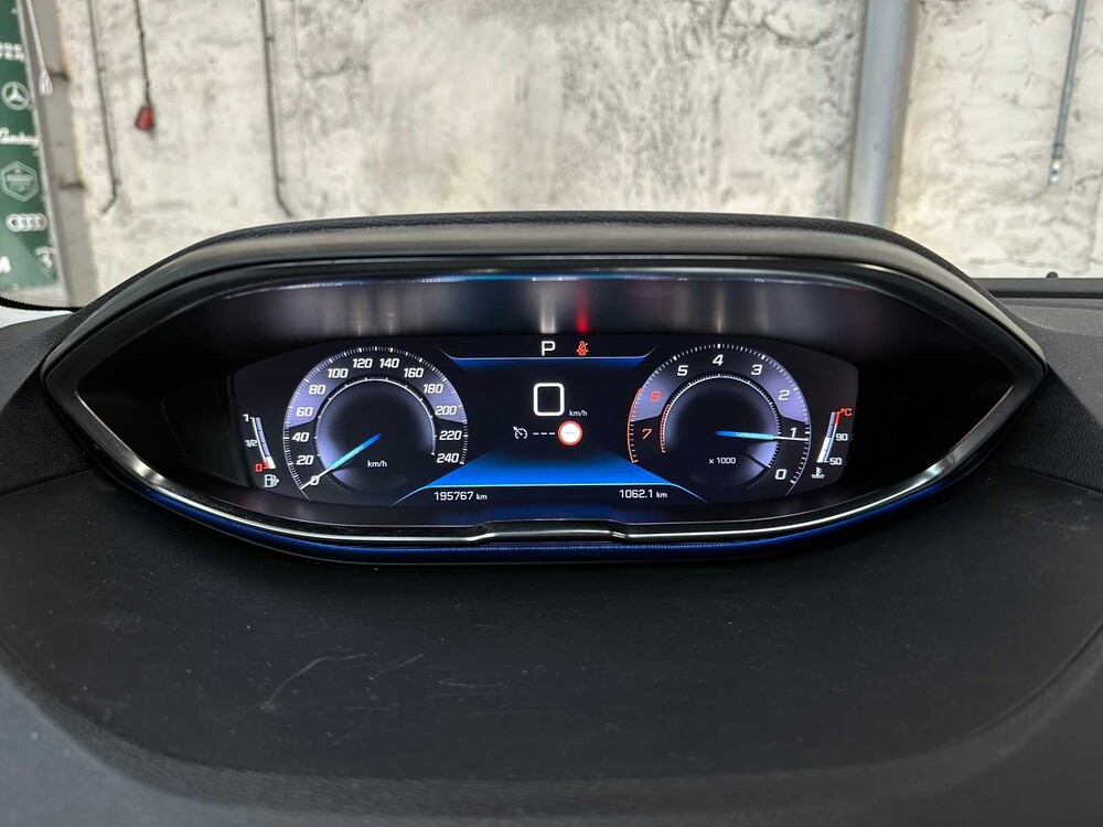 Peugeot 3008 1.2 PureT. BL Prem 131hp 2020, H-391-JS