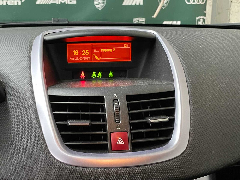 Peugeot 207 CC 1.6 VTi Première 120hp 2008, 15-ZP-JV