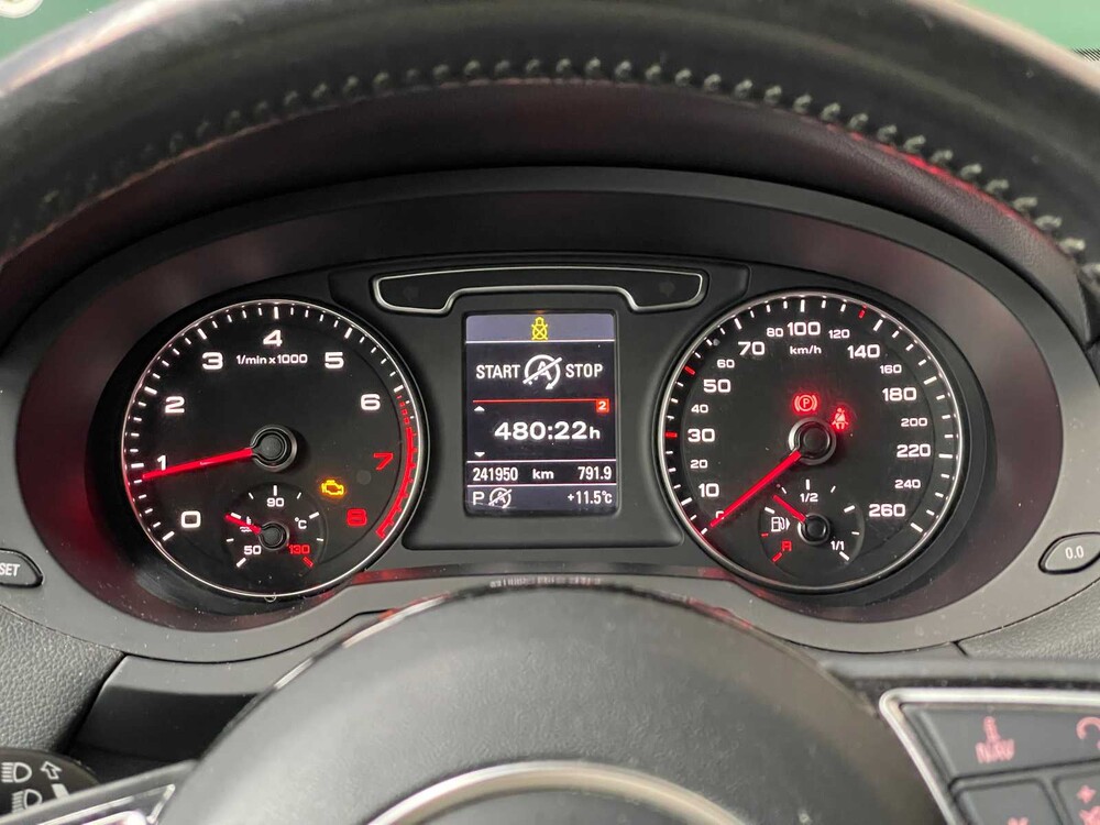 Audi Q3 2.0 TFSI Quattro 170hp 2013, 8-SHT-60