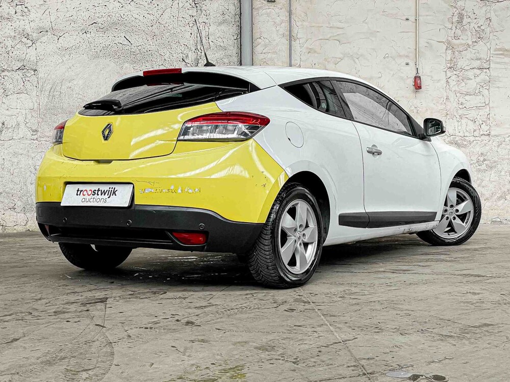 Renault Mégane Coupé 1.5 dCi Dynamique 110hp 2011, 41-PBH-1