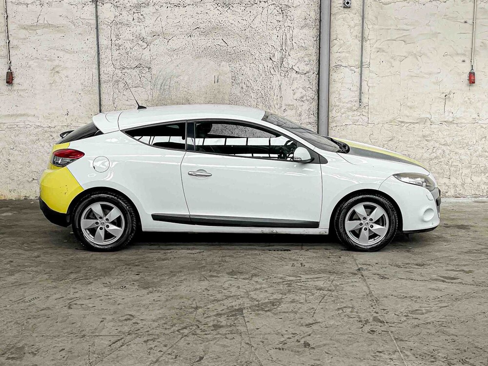 Renault Mégane Coupé 1.5 dCi Dynamique 110hp 2011, 41-PBH-1