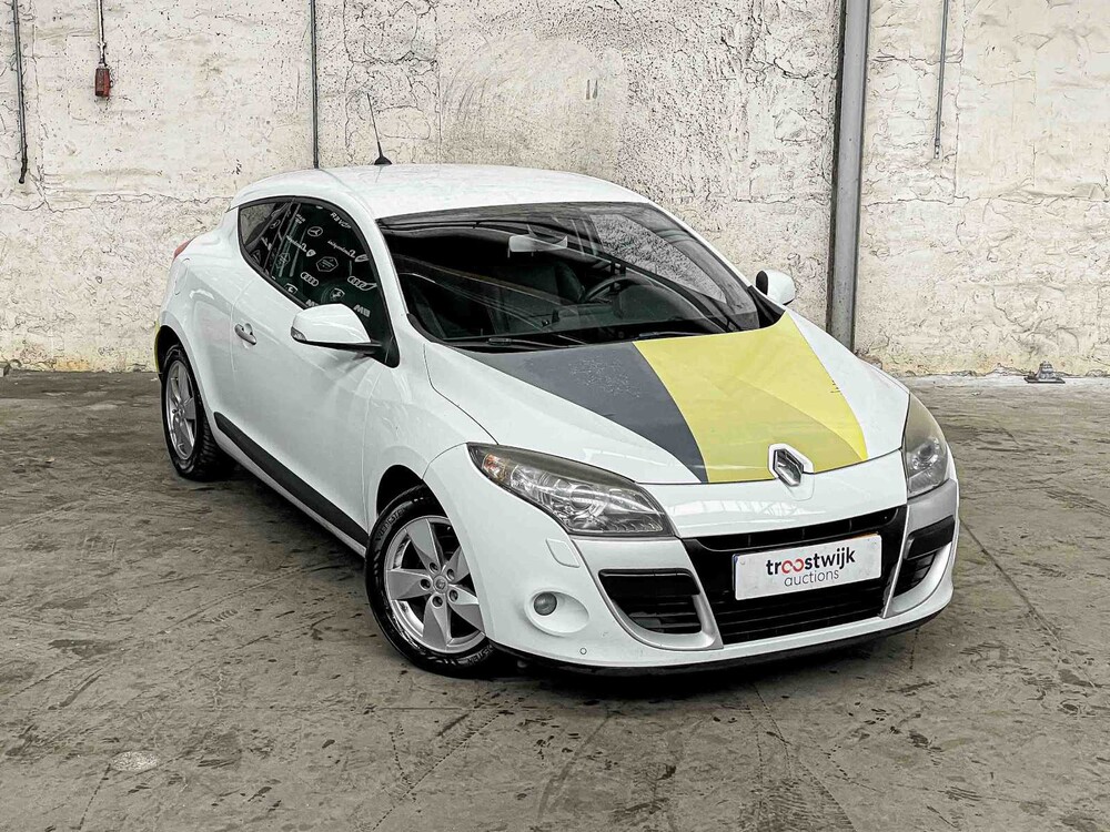 Renault Mégane Coupé 1.5 dCi Dynamique 110hp 2011, 41-PBH-1