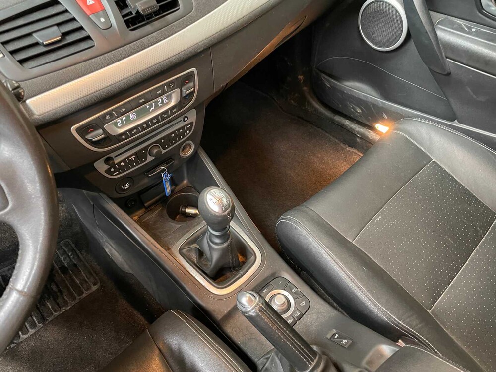 Renault Mégane Coupé 1.5 dCi Dynamique 110hp 2011, 41-PBH-1