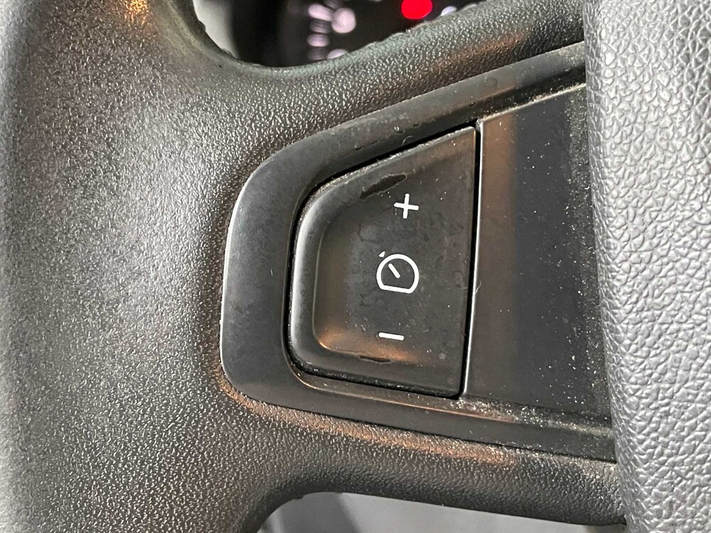 Renault Mégane Coupé 1.5 dCi Dynamique 110hp 2011, 41-PBH-1