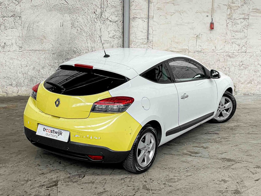 Renault Mégane Coupé 1.5 dCi Dynamique 110hp 2011, 41-PBH-1