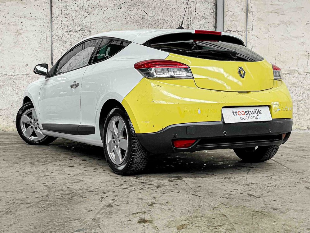 Renault Mégane Coupé 1.5 dCi Dynamique 110hp 2011, 41-PBH-1