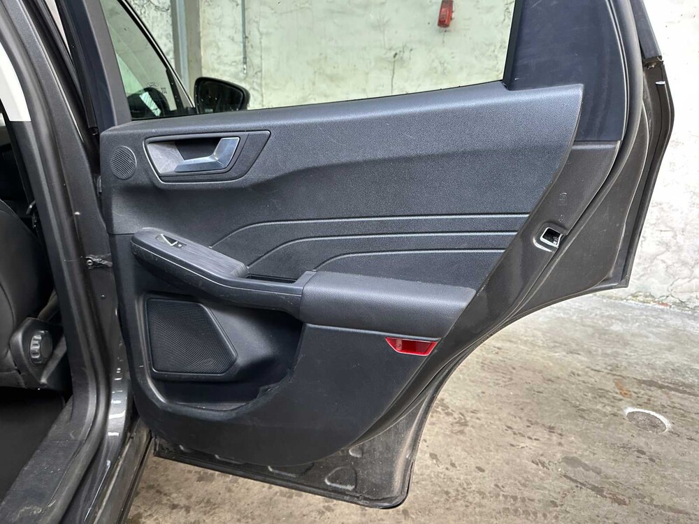 Ford Kuga 2.5 PHEV Titanium X 152hp 2021, L-235-DZ