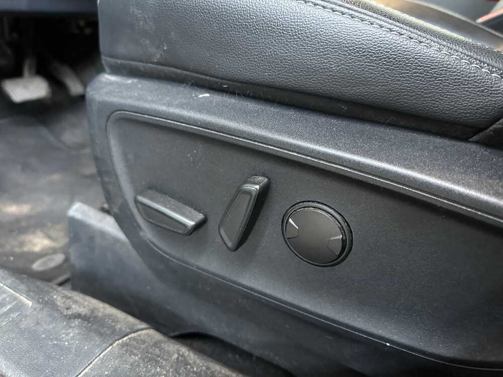 Ford Kuga 2.5 PHEV Titanium X 152hp 2021, L-235-DZ