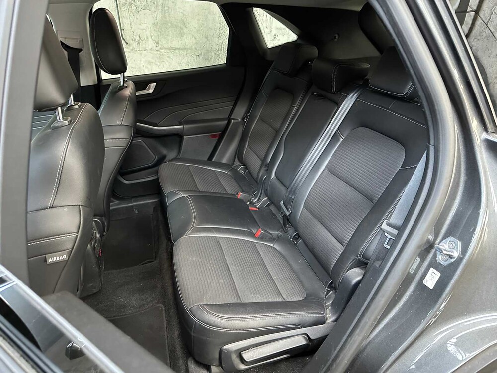 Ford Kuga 2.5 PHEV Titanium X 152hp 2021, L-235-DZ