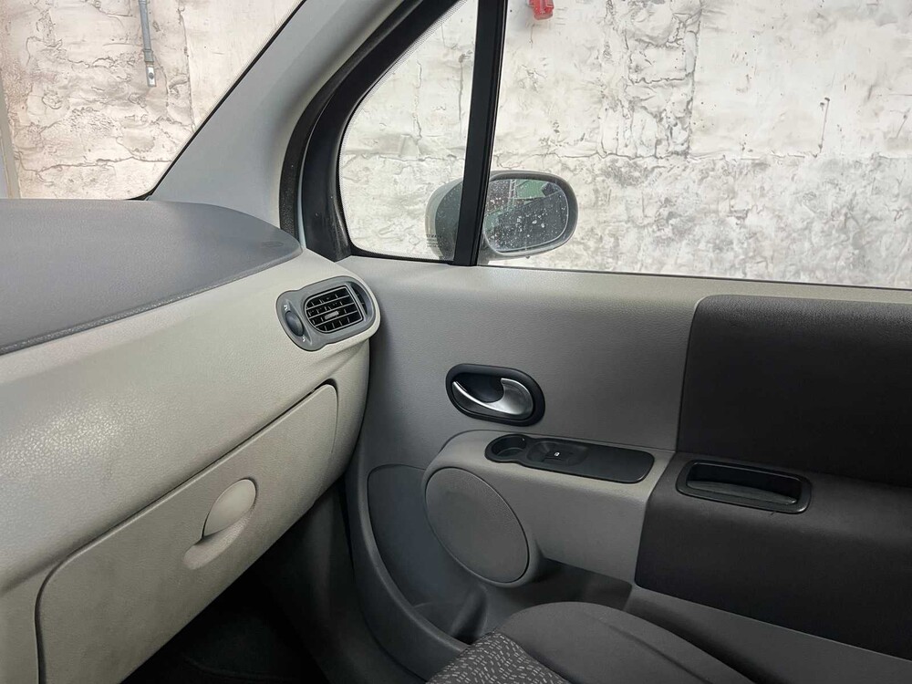 Renault Modus 1.4-16V 98hp 2005, 51-RB-DV