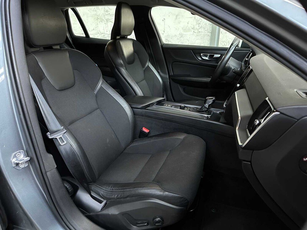 Volvo V60 2.0 D3 Momentum 150hp 2019, G-381-LP