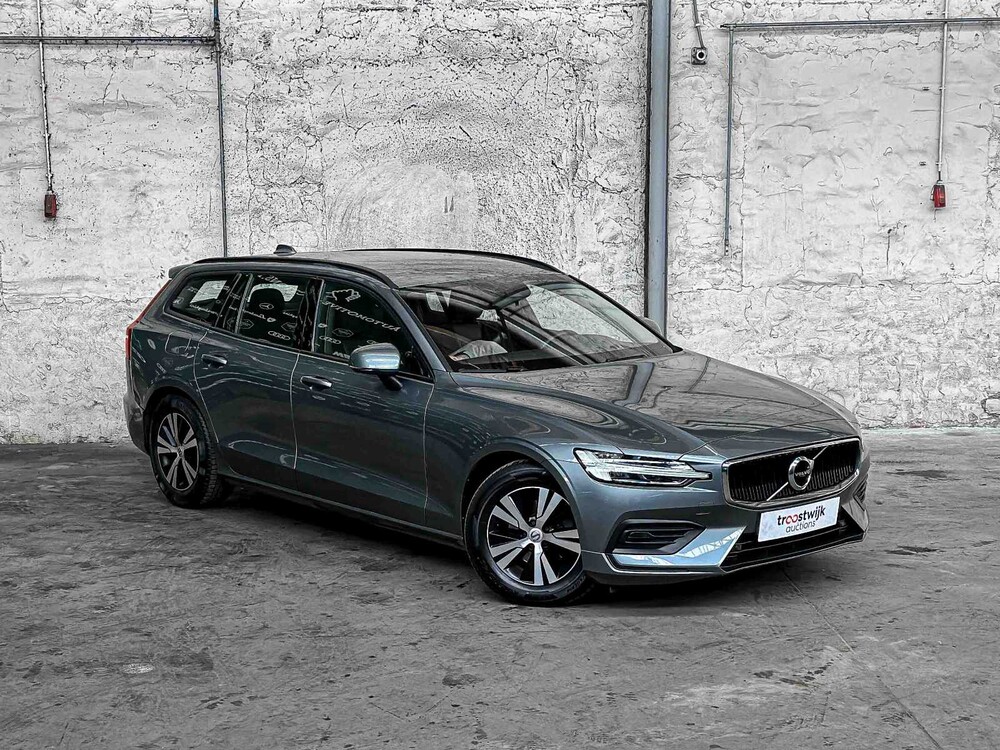 Volvo V60 2.0 D3 Momentum 150hp 2019, G-381-LP