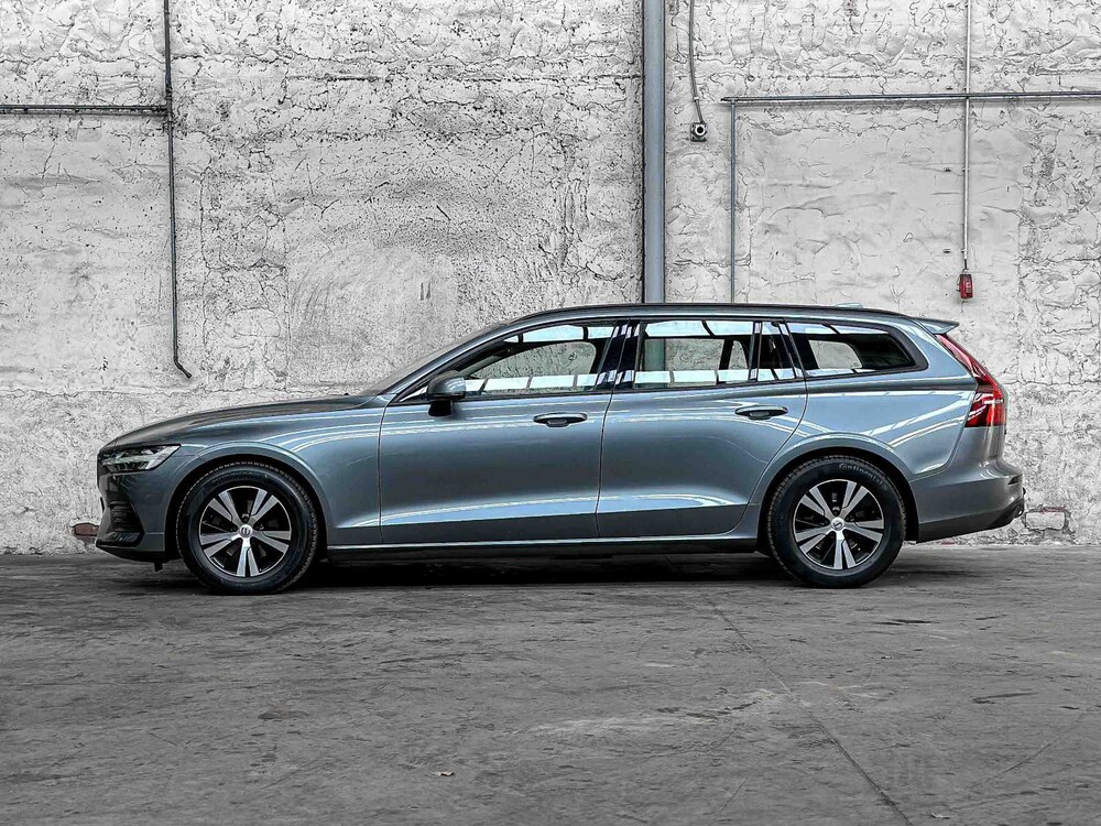 Volvo V60 2.0 D3 Momentum 150hp 2019, G-381-LP