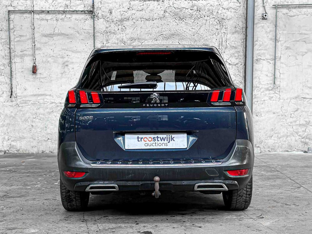 Peugeot 5008 1.2 PureTech Allure 131hp 2019, XR-490-G