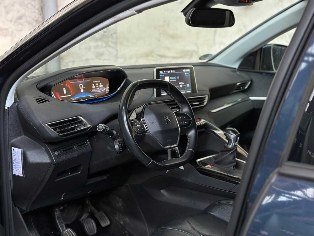 Peugeot 5008 1.2 PureTech Allure 131hp 2019, XR-490-G